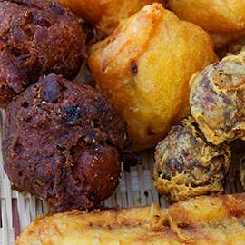 2. Makanan bergoreng 2. Makanan bergoreng